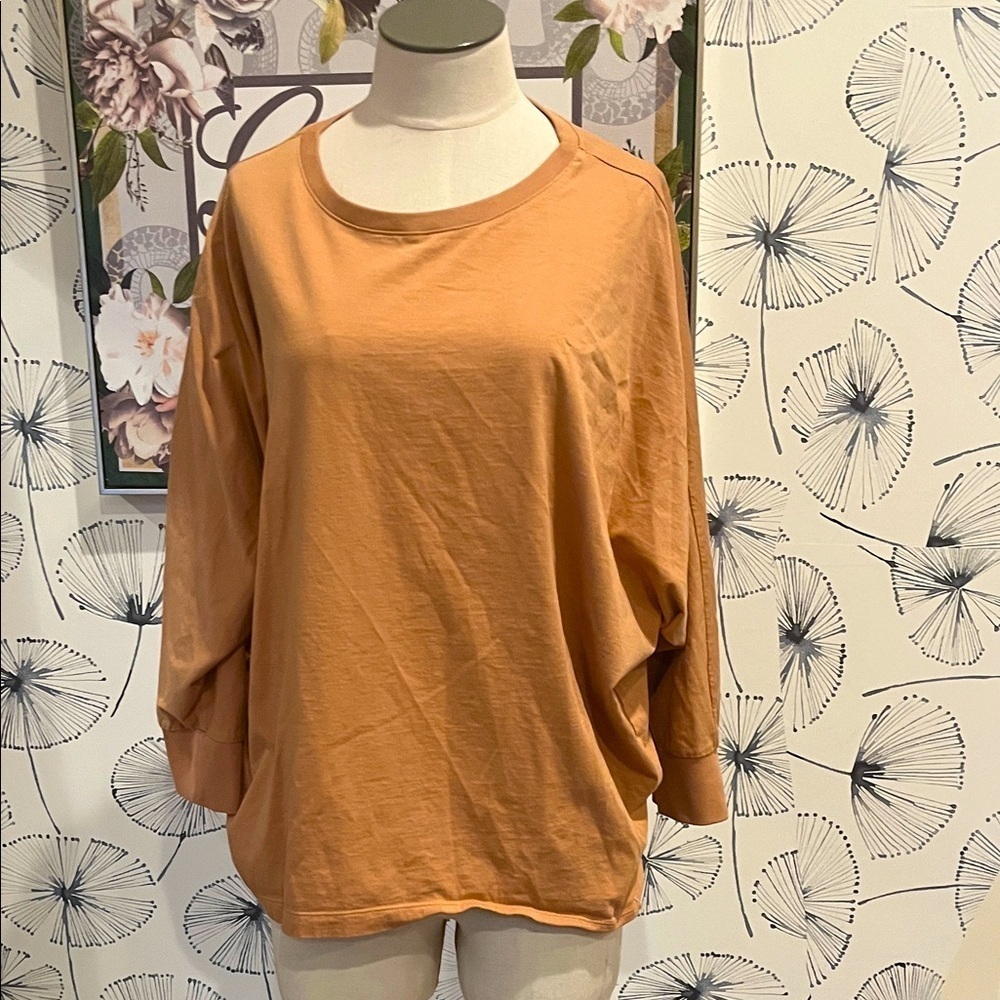 Uniqlo M Casual Women's Tan Top
